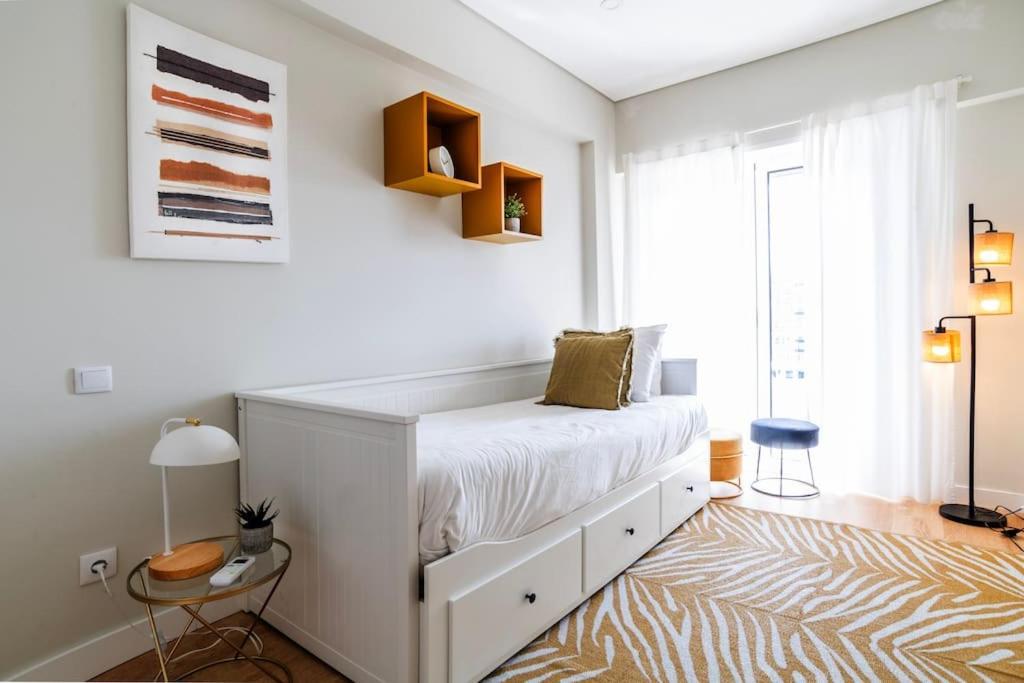 New - Luxury & Bright Apartment Lissabon Exterior foto